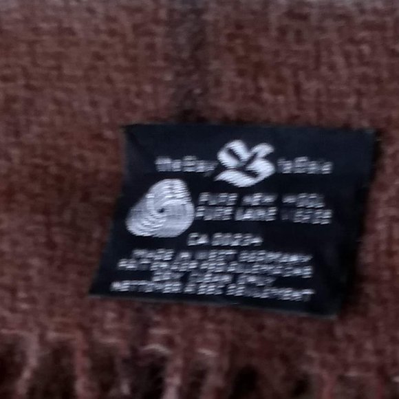 vintage 70s NWOT long wool scarf 🎈HOST PICK🎈 - Picture 5 of 5